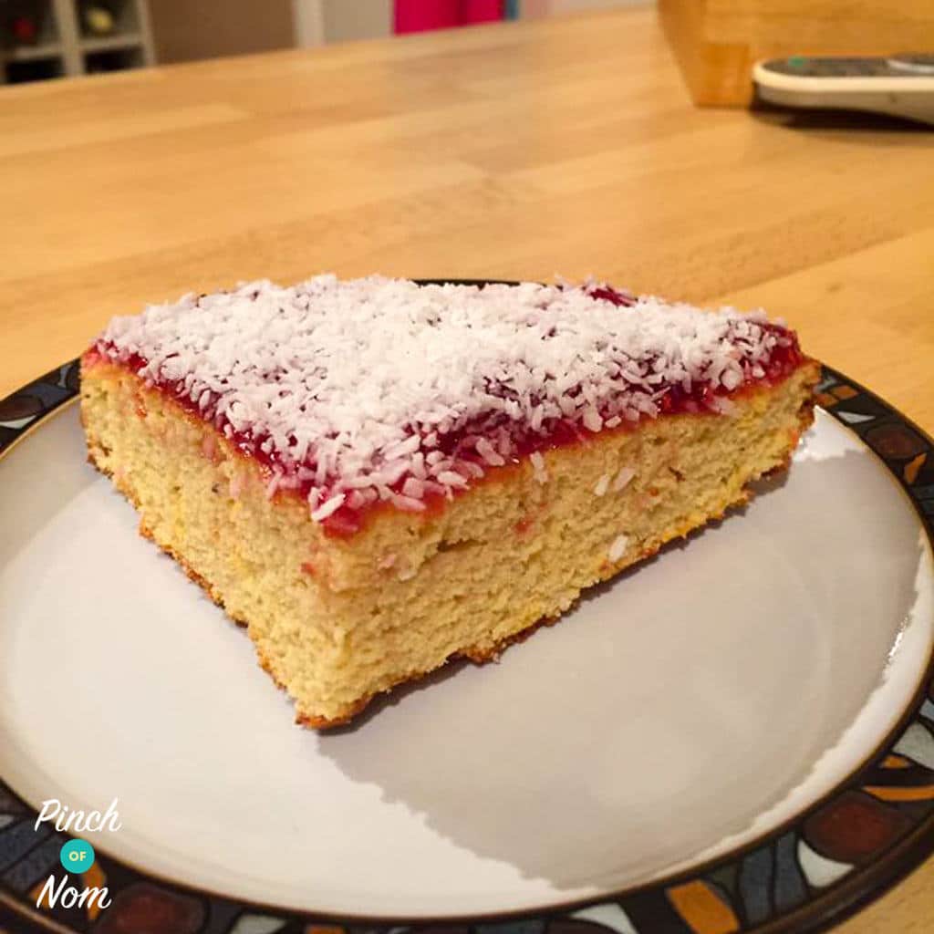 1 Syn A Slice Jam And Coconut Sponge Slimming World Pinch Of Nom